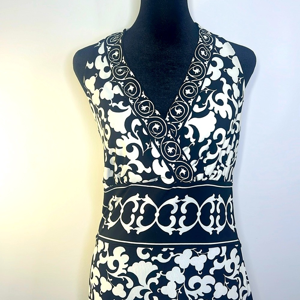 White House Black Market Women’s Halter Dress Size M - Picture 2 of 7